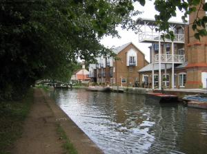 Approaching Thames Lock